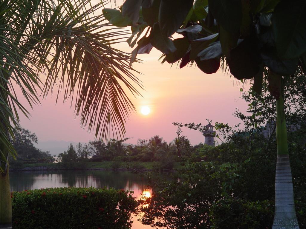 Amatique Bay Hotel Puerto Barrios Kültér fotó