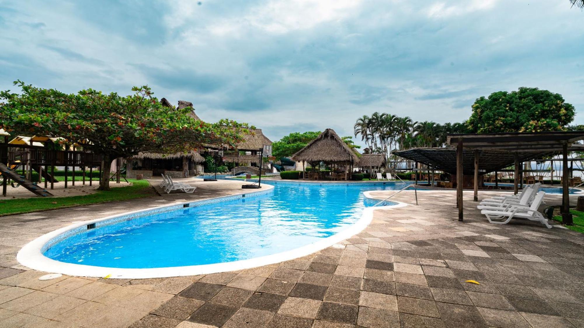 Amatique Bay Hotel Puerto Barrios Kültér fotó