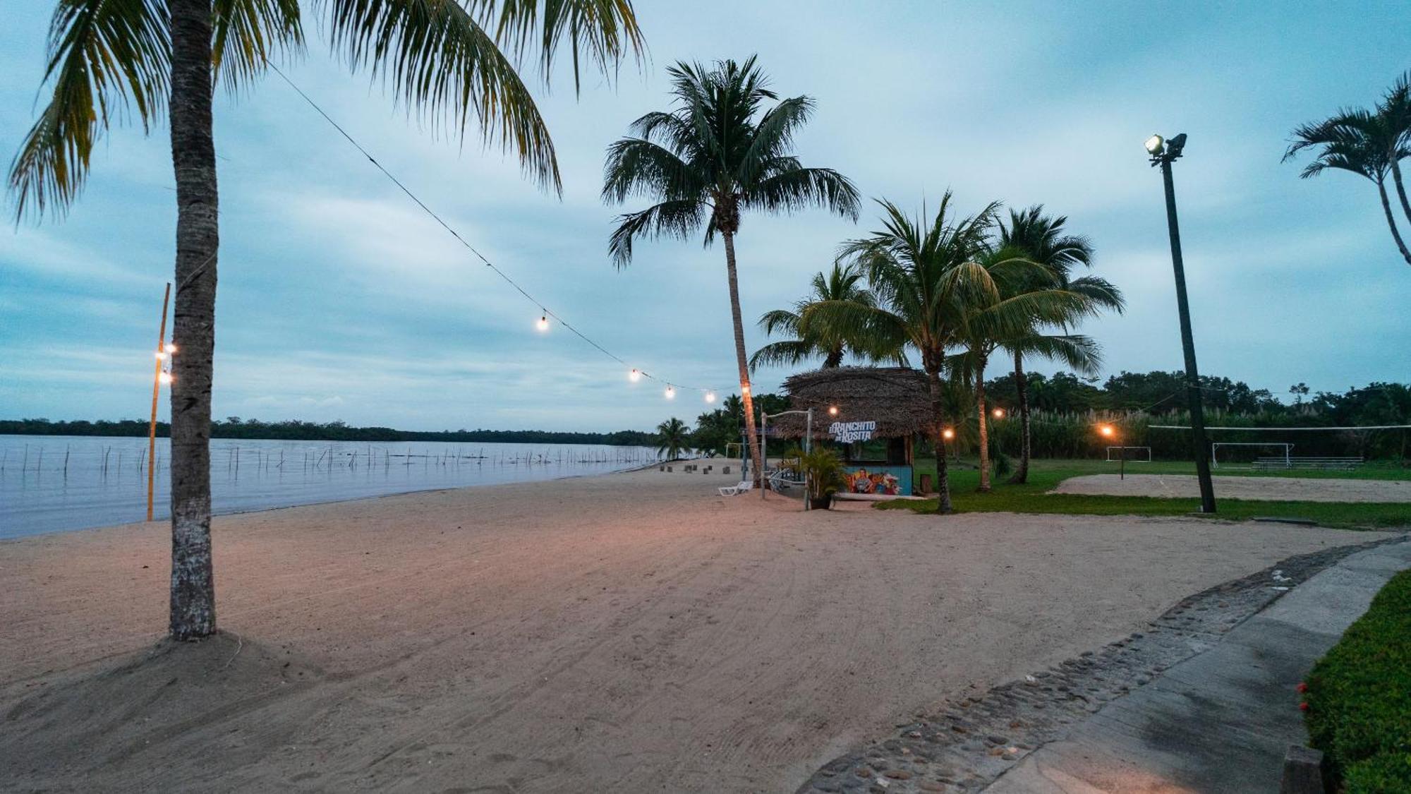 Amatique Bay Hotel Puerto Barrios Kültér fotó